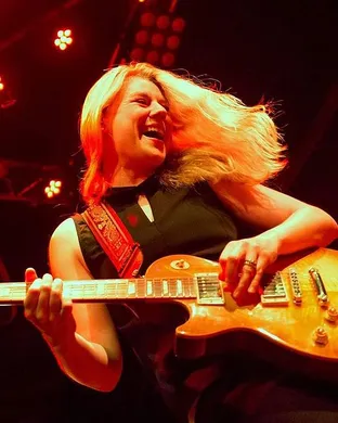 Joanne Shaw Taylor Portland