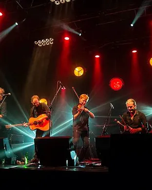 Lunasa Portland